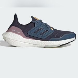 Adidas Ultraboost 22 Denim Navy Size 8 Womans